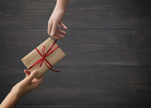 ENGAGING PEOPLE WITH SERVANT EVANGELISM